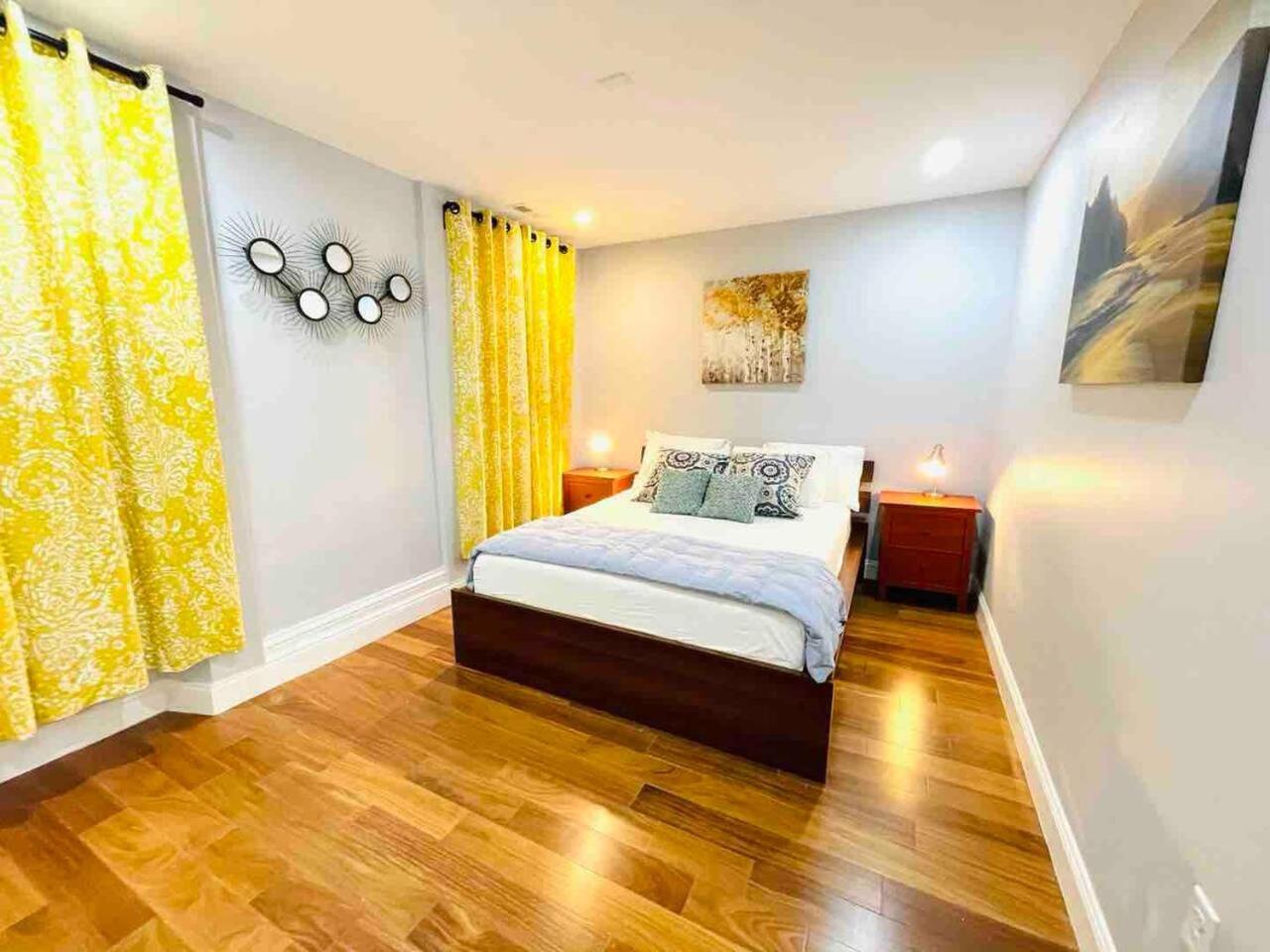 Downtown Hall Close By Kimmel Center 1bd * Philadelphia