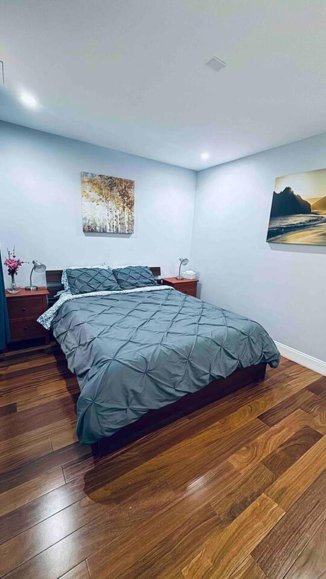 Downtown Hall Close By Kimmel Center 1bd