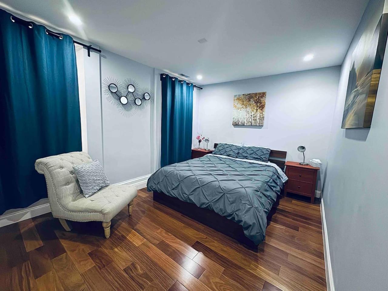 Downtown Hall Close By Kimmel Center 1bd Philadelphia